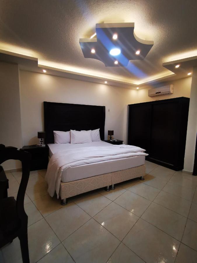 Al Fakher Hotel Apartments & Suites Amman Esterno foto