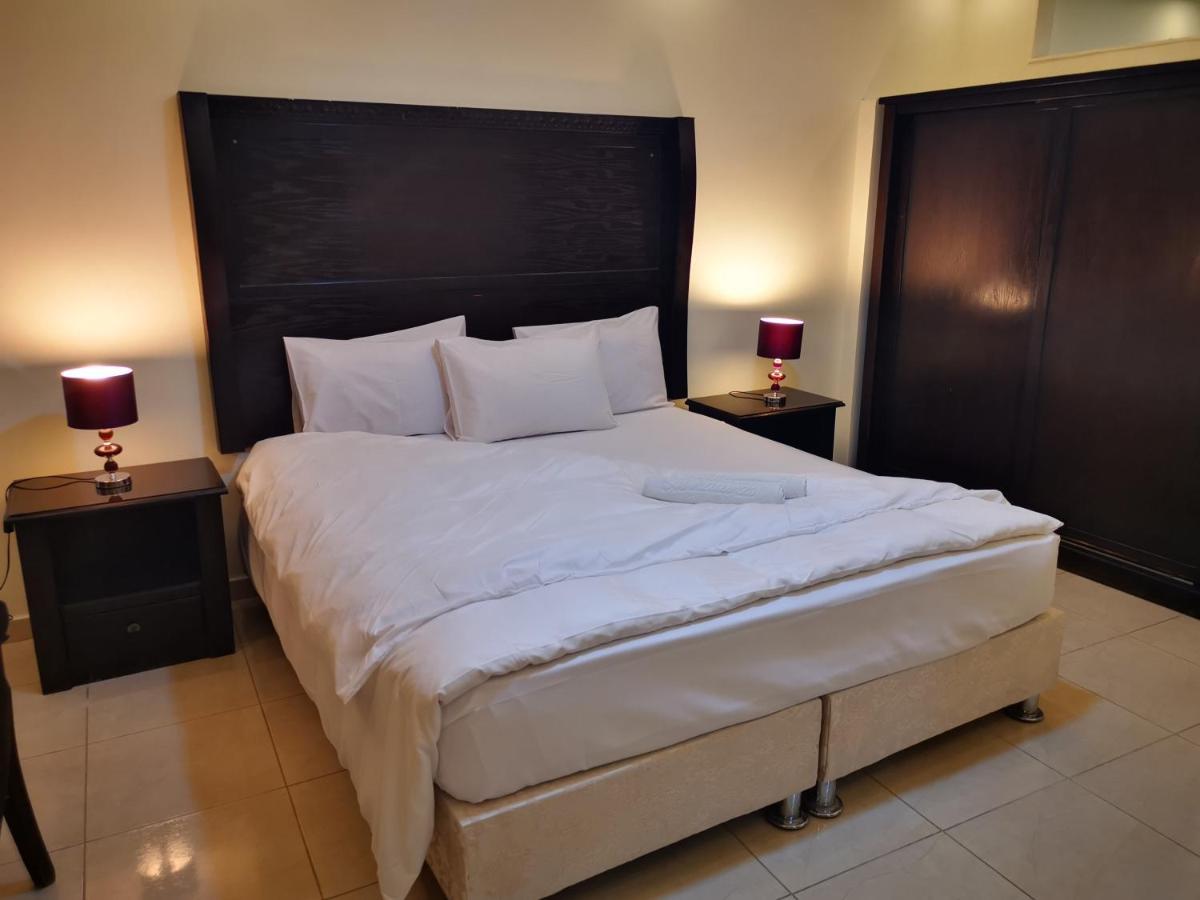 Al Fakher Hotel Apartments & Suites Amman Esterno foto